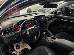 تۆیۆتا کامری